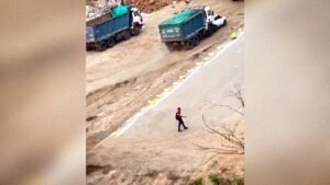 Maharashtra Dumper Driver Rams Employer’s Car Over Unpaid Wages